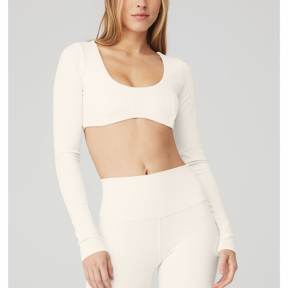 SOLD-Alo yoga NWT long sleeve bra white medium - Picture 3 of 6